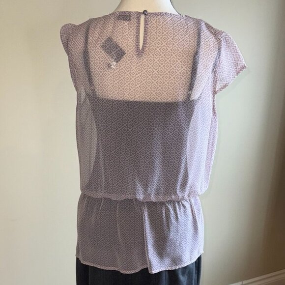 Reitmans Blouse pink grey sheer Top Shirt Feminine Sheer Women's Size M - Picture 3 of 9